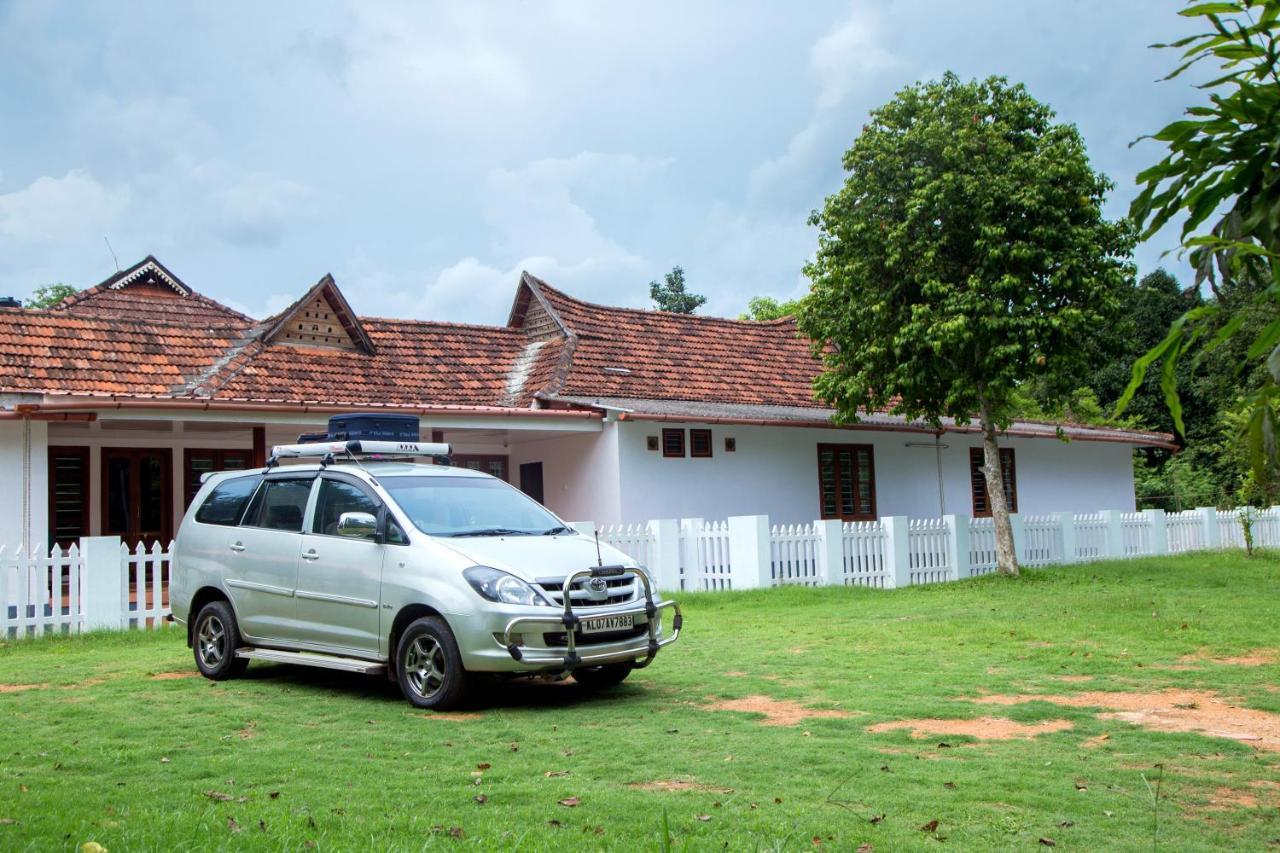 Akkara Homestay & Ayurveda コッタヤム エクステリア 写真