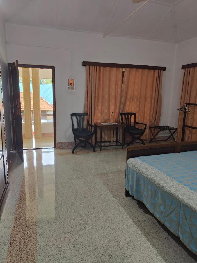 Akkara Homestay & Ayurveda コッタヤム エクステリア 写真